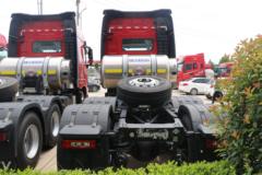 东风商用车 天龙旗舰KX 王者版 580马力 6X4 LNG自动档牵引车(液缓)