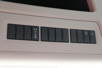 �������ó� �����콢KX ���߰� 580���� 6X4 LNG�Զ���ǣ����(Һ��)ͼƬ