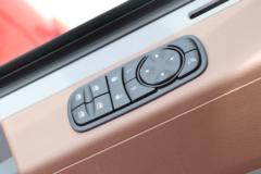 东风商用车 天龙旗舰KX 王者版 580马力 6X4 LNG自动档牵引车(液缓)