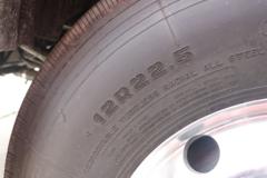 东风商用车 天龙旗舰KX 王者版 580马力 6X4 LNG自动档牵引车(液缓)