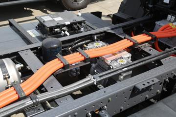 ŷ���� ����ES 4.5T 4.16�׵��Ŵ��綯��ʽ�Ῠ123.33kWhͼƬ