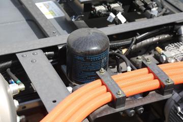 ŷ���� ����ES 4.5T 4.16�׵��Ŵ��綯��ʽ�Ῠ123.33kWhͼƬ