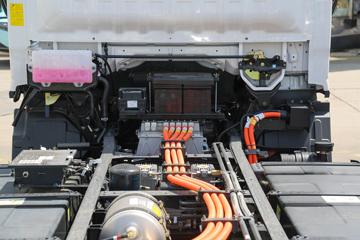 ŷ���� ����ES 4.5T 4.16�׵��Ŵ��綯��ʽ�Ῠ123.33kWhͼƬ