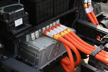 ŷ���� ����ES 4.5T 4.16�׵��Ŵ��綯��ʽ�Ῠ123.33kWhͼƬ