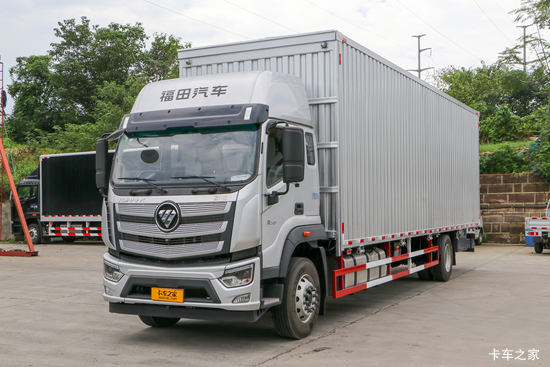 ����ŷ��Rϵ 4.5L���� 280���� 4X2 ��ʿ��8�� 7.8����������ʽ�ػ���