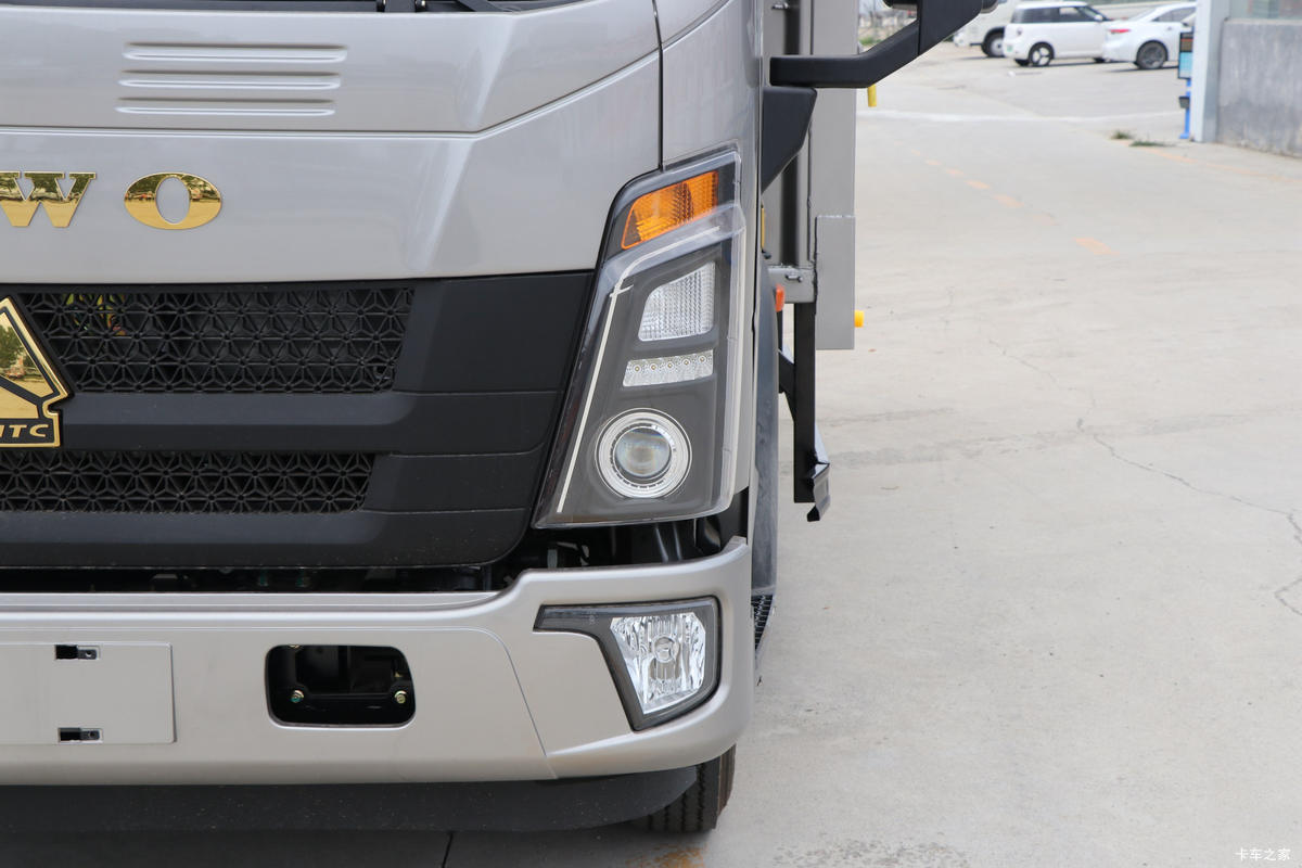 йHOWO  160 4.15׵ŲդʽῨ(8)(ZZ5047CCYG3215F145)                                                