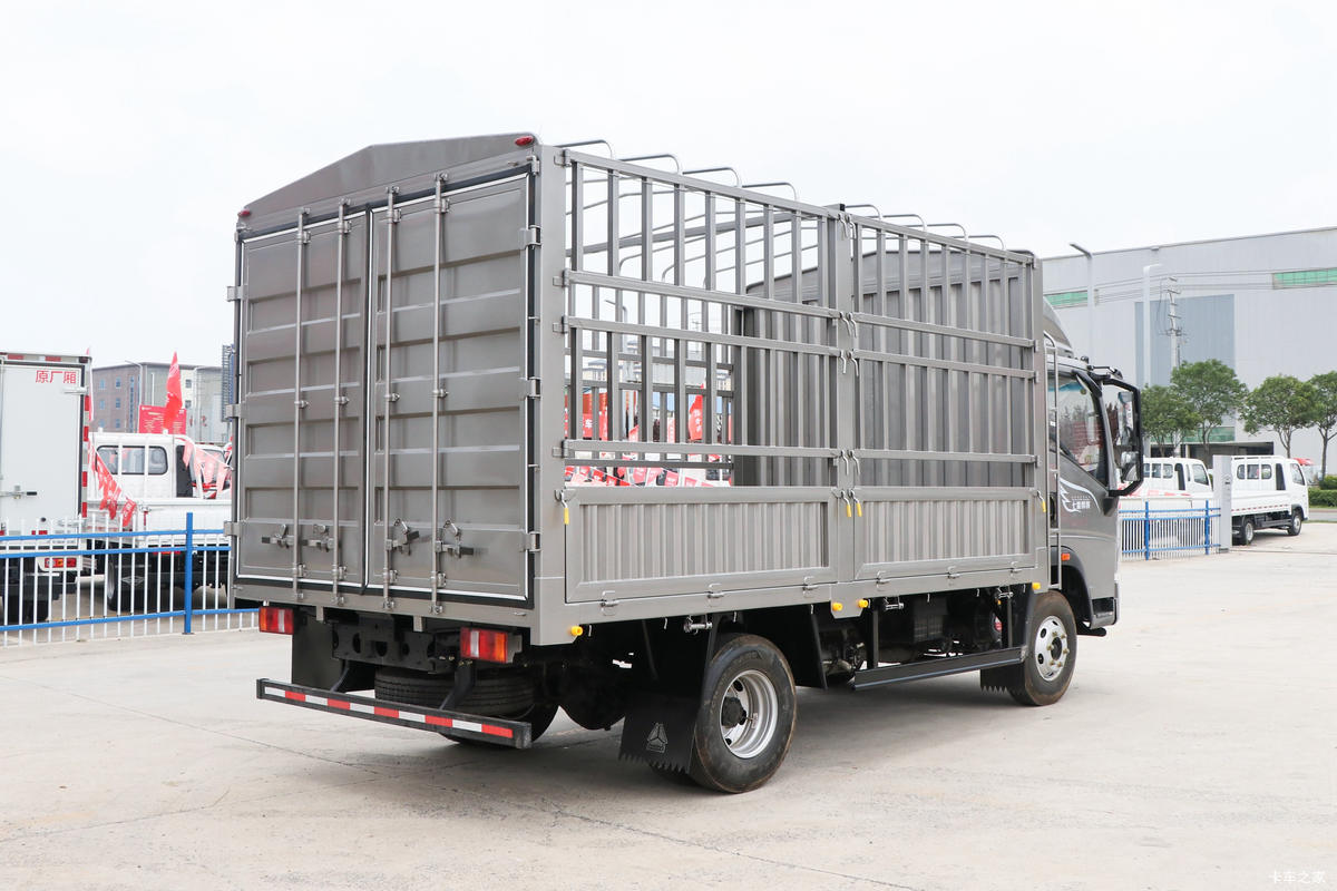 йHOWO  160 4.15׵ŲդʽῨ(8)(ZZ5047CCYG3215F145)                                                