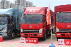 解放 虎VH 170马力 4.16米单排仓栅式轻卡(340后桥)