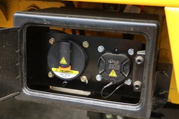 �������� ����T10EV �������� 2.6T 2.52��˫���Ŵ��綯����΢��(SC1032SBACBEV)46.368kWhͼƬ