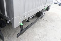 陕汽商用车 德龙G300 155马力 4.18米单排仓栅式轻卡(SX5043CCYNP6331)