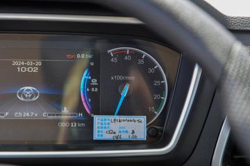 ����ʮͨ �´��� 220���� 6X2 5����ж��ͼƬ