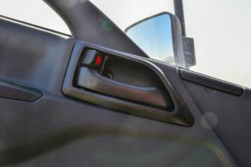 ����ʮͨ �´��� 220���� 6X2 5����ж��ͼƬ