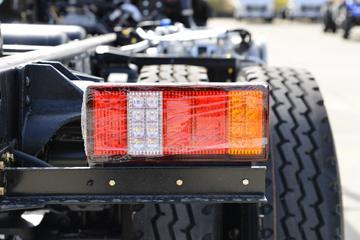 ����ʮͨ �´��� 220���� 6X2 5����ж��ͼƬ