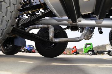 ����ʮͨ �´��� 220���� 6X2 5����ж��ͼƬ