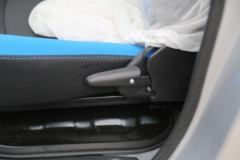 SRM鑫源 T5LEV 3.5T 2024款城际版 3.77米单排纯电动厢式微卡70.47kWh