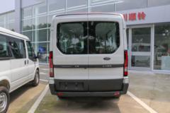 江铃汽车 全顺T8 2024款 多功能版 154马力 2.0T柴油 6座 中轴中顶轻客