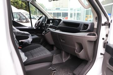 �������� ȫ˳T8 2024�� �๦�ܰ� 154���� 2.0T���� 6�� �����ж����ͼƬ