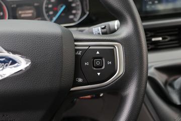 �������� ȫ˳T8 2024�� �๦�ܰ� 154���� 2.0T���� 6�� �����ж����ͼƬ