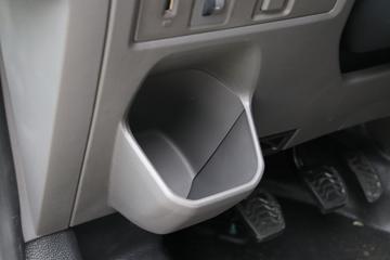 �������� ȫ˳T8 2024�� �๦�ܰ� 154���� 2.0T���� 6�� �����ж����ͼƬ