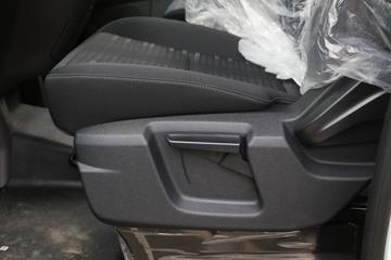 �������� ȫ˳T8 2024�� �๦�ܰ� 154���� 2.0T���� 6�� �����ж����ͼƬ