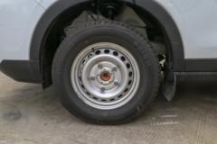 江铃汽车 全顺T8 2024款 多功能版 154马力 2.0T柴油 6座 中轴中顶轻客