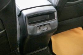 五十铃铃拓&nbsp;皮卡驾驶室                                               图片