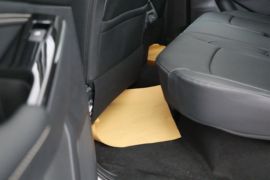 五十铃铃拓&nbsp;皮卡驾驶室                                               图片