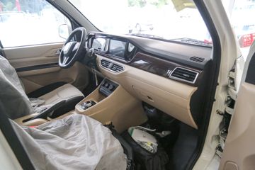 ������Խ ��Խ��V5EV 2.5T 7�� 4.495�״��綯����;���ó�41.86kWhͼƬ