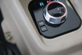 跨越星V5EV&nbsp;电动封闭厢货驾驶室图片