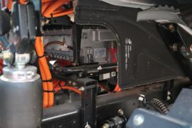 解放J6P&nbsp;电动牵引车底盘图片