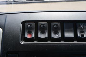 ����ʮͨ ���� 170���� 4X4 3.8��ԽҰ��ж��ͼƬ