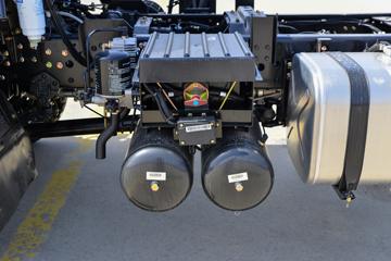 ����ʮͨ ���� 170���� 4X4 3.8��ԽҰ��ж��ͼƬ