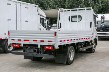 ���ǵ�T5 �Ƹ��� 4.5T 4.005�׵��Ų��ʽ���̻�϶��������Ῠ18.3kWhͼƬ