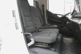 T5&nbsp;电动载货车内饰图片