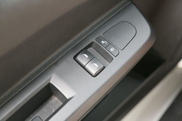 ���ǵ�T5 �Ƹ��� 4.5T 4.005�׵��Ų��ʽ���̻�϶��������Ῠ18.3kWhͼƬ