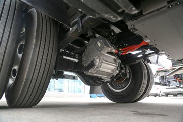 ���ǵ�T5 �Ƹ��� 4.5T 4.005�׵��Ų��ʽ���̻�϶��������Ῠ18.3kWhͼƬ