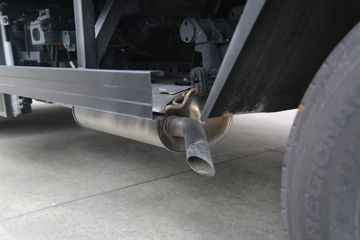 ���ǵ�T5 �Ƹ��� 4.5T 4.005�׵��Ų��ʽ���̻�϶��������Ῠ18.3kWhͼƬ