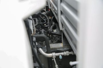 ���ǵ�T5 �Ƹ��� 4.5T 4.005�׵��Ų��ʽ���̻�϶��������Ῠ18.3kWhͼƬ