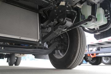 ���ǵ�T5 �Ƹ��� 4.5T 4.005�׵��Ų��ʽ���̻�϶��������Ῠ18.3kWhͼƬ