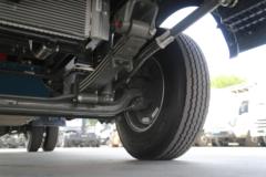 中国重汽成都商用车 V2 4.5T 4.15米单排纯电动仓栅式轻卡(CDW5041CCYH331DZHBEV)100.46kWh