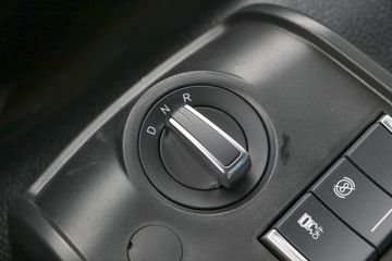 һ����� J6L 6X4 ���綯ǣ����350kWhͼƬ