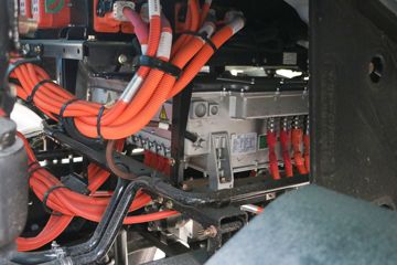 һ����� J6L 6X4 ���綯ǣ����350kWhͼƬ