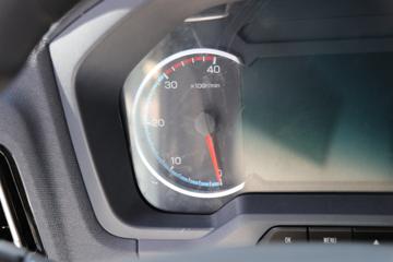 �й�����HOWO ͳ˧PRO 170���� 4.15��AT�Զ���������ʽ�Ῠ(ZZ5047XXYF3319F145)ͼƬ