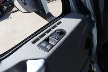 �й�����HOWO ͳ˧PRO 170���� 4.15��AT�Զ���������ʽ�Ῠ(ZZ5047XXYF3319F145)ͼƬ