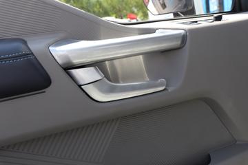 �й�����HOWO ͳ˧PRO 170���� 4.15��AT�Զ���������ʽ�Ῠ(ZZ5047XXYF3319F145)ͼƬ