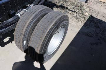 �й�����HOWO ͳ˧PRO 170���� 4.15��AT�Զ���������ʽ�Ῠ(ZZ5047XXYF3319F145)ͼƬ