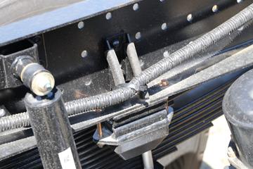 �й�����HOWO ͳ˧PRO 170���� 4.15��AT�Զ���������ʽ�Ῠ(ZZ5047XXYF3319F145)ͼƬ