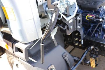 �й�����HOWO ͳ˧PRO 170���� 4.15��AT�Զ���������ʽ�Ῠ(ZZ5047XXYF3319F145)ͼƬ