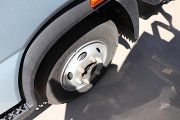 �й�����HOWO ͳ˧PRO 170���� 4.15��AT�Զ���������ʽ�Ῠ(ZZ5047XXYF3319F145)ͼƬ