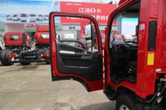 福田 奥铃新捷运Pro 2.0T 150马力 CNG 4.17米单排仓栅式轻卡